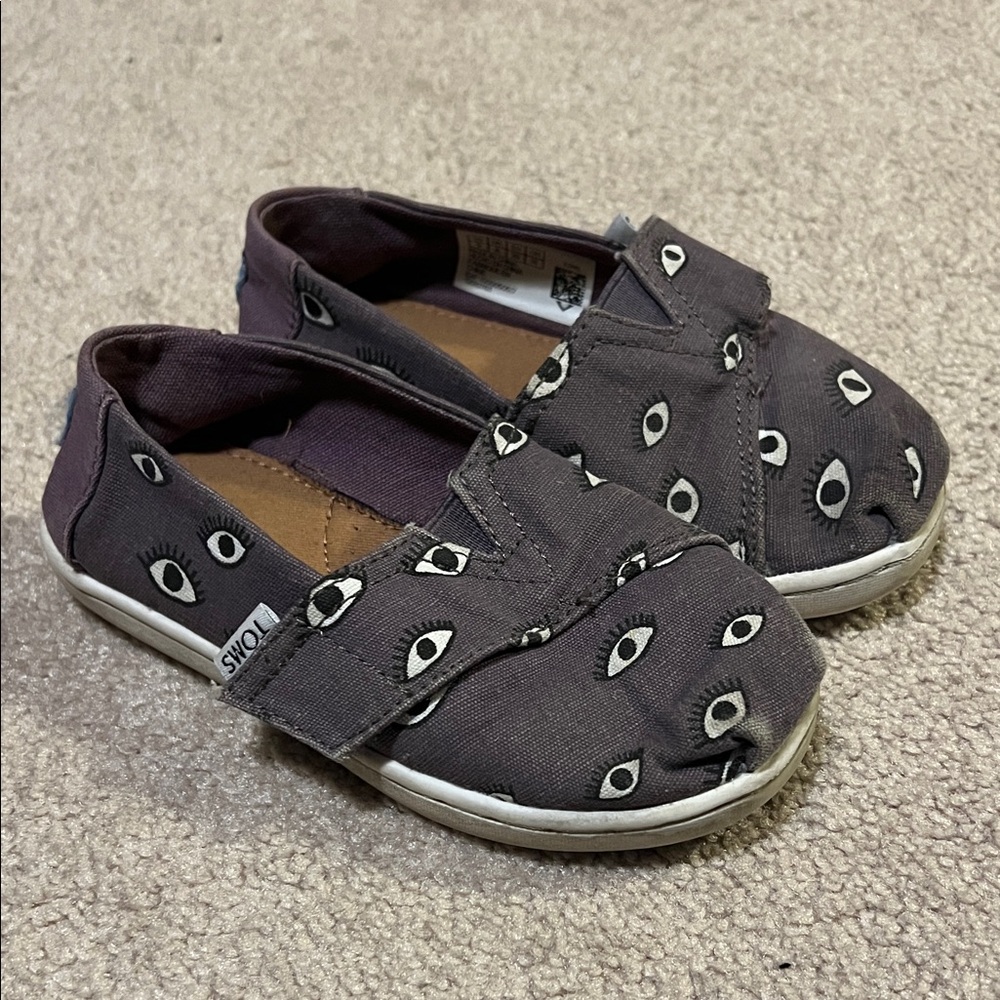 Toms Kids' Eye Pattern Slip-On Sneakers - Lavender